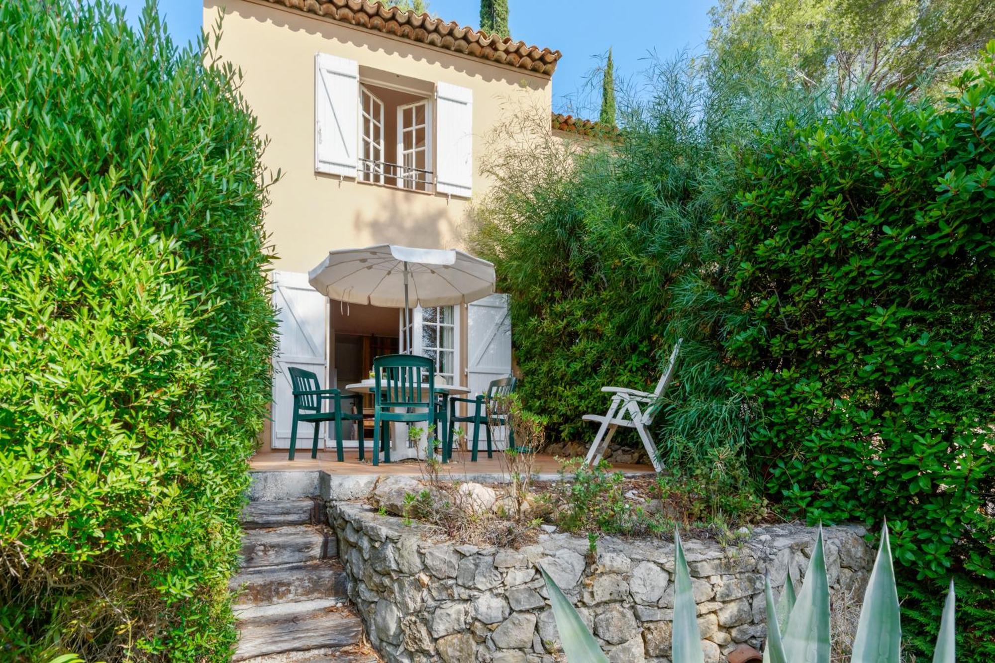 Residence Partenaire Le Domaine De Garlande Cavalaire-sur-Mer Eksteriør billede