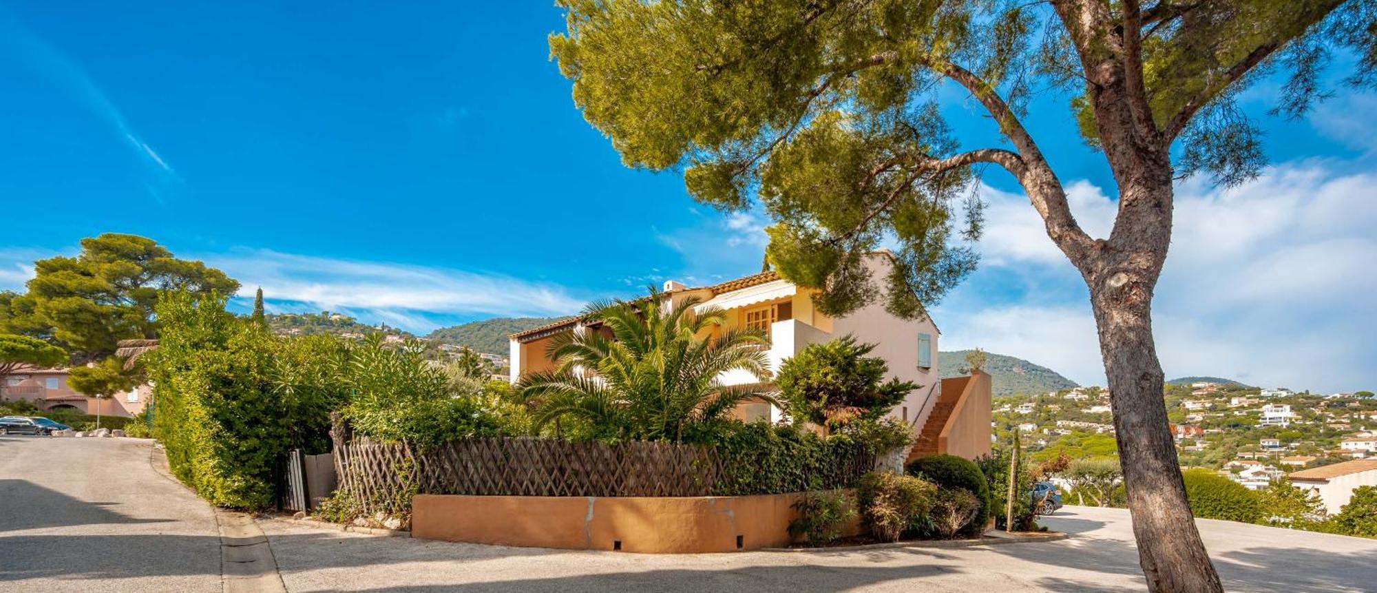 Residence Partenaire Le Domaine De Garlande Cavalaire-sur-Mer Eksteriør billede